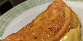 Ομελέτα με τυρί και ζαμπον! 