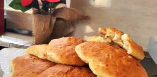 Νόστιμα ατομικά τυροψωμάκια