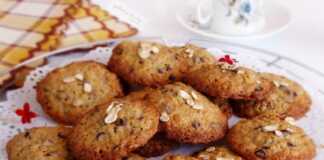 Μπισκότα βρώμης και σοκολάτας