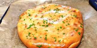 Πατατόπιτα με τυρί Ροδόπης