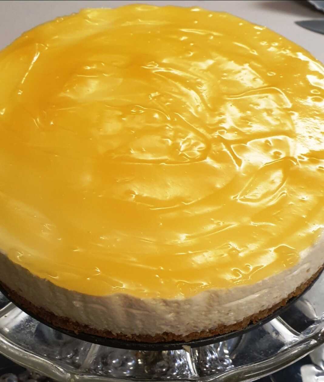 Κέικ με τυρί και κρέμα λεμόνι.