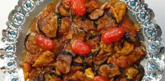 Πιάτο με Κοτόπουλο με Καραμελωμένα Κρεμμύδια και Μελιτζάνες.