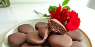 Γλυκάκια με σοκολάτα ,μέλι και χουρμάδες