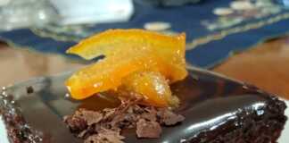 Σοκολατόπιτα με πορτοκάλι