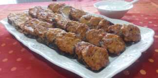 Τηγανιτές Μελιτζάνες με κιμά Τηγανητές Μελιτζάνες με Κιμά