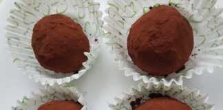 Τρούφες σοκολάτας με πλούσιο άρωμα κακάο και πλούσια γεύση Τρούφες σοκολάτας