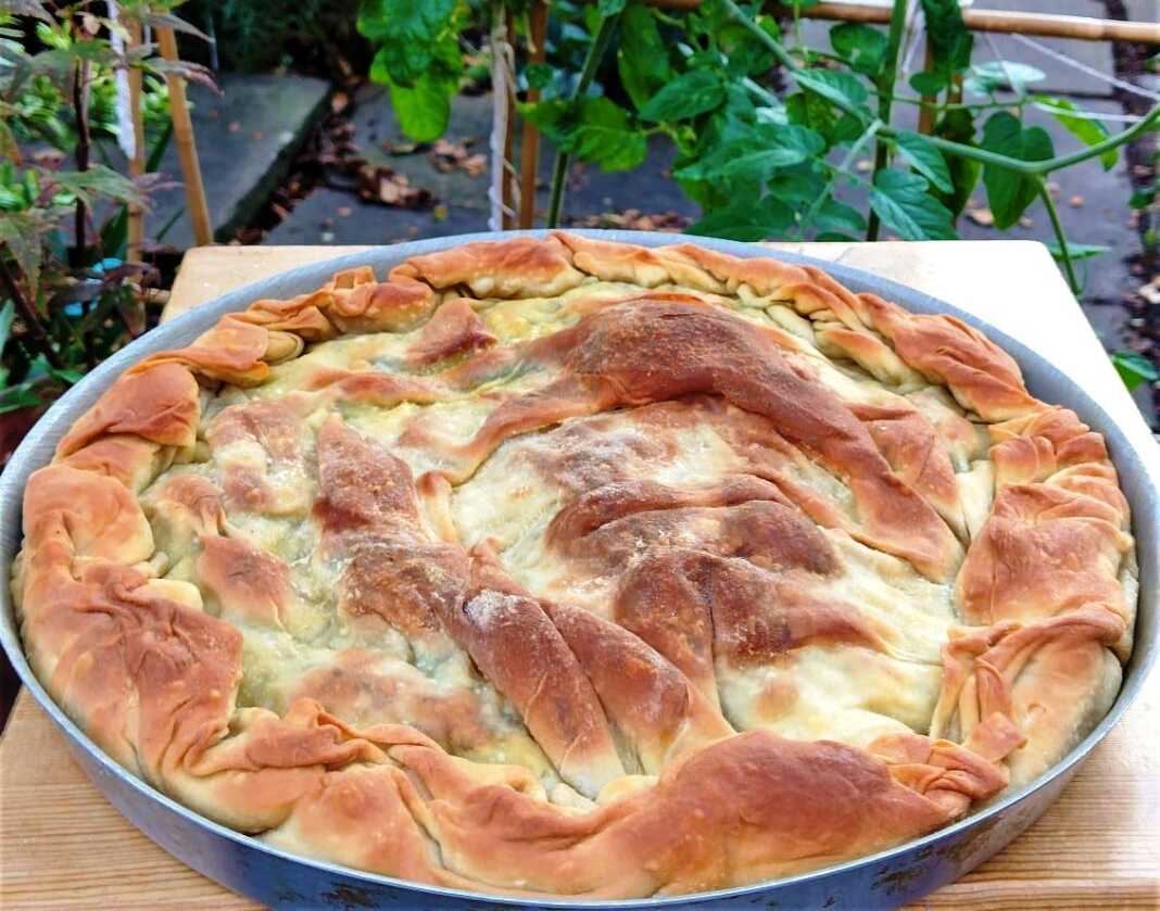 Παραδοσιακή Χορτόπιτα