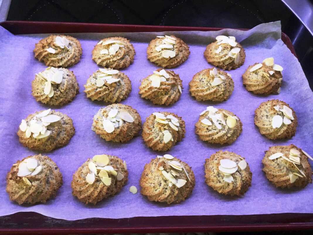 amigdalotaFountouki Αμυγδαλωτά με αμύγδαλο και φουντούκι