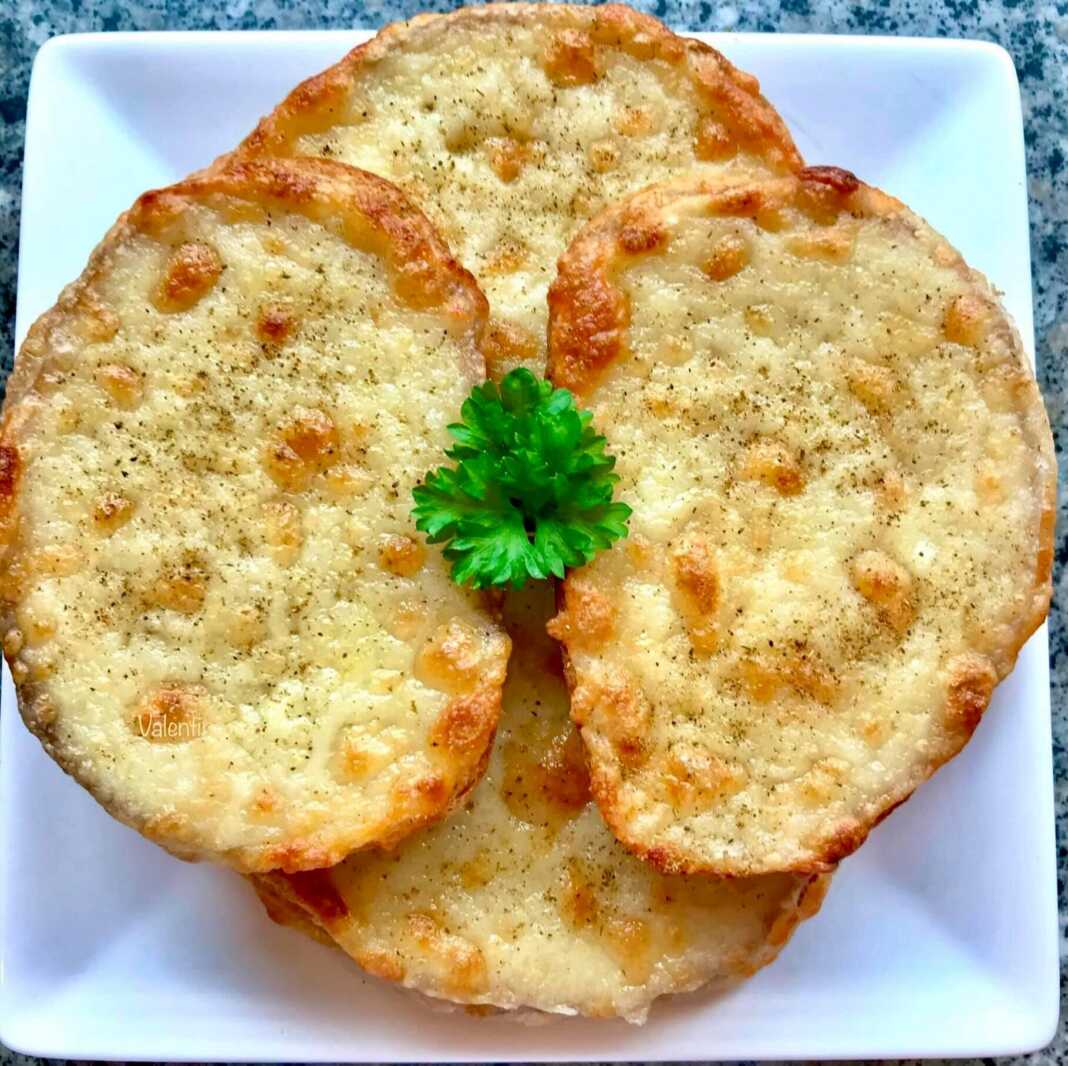  Φέτες ψωμιού με τυρί