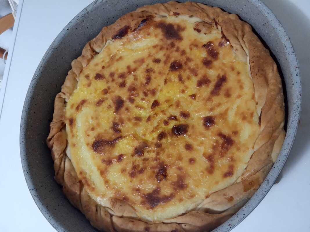 Γαλατόπιτα με Κρέμα και λεμόνι