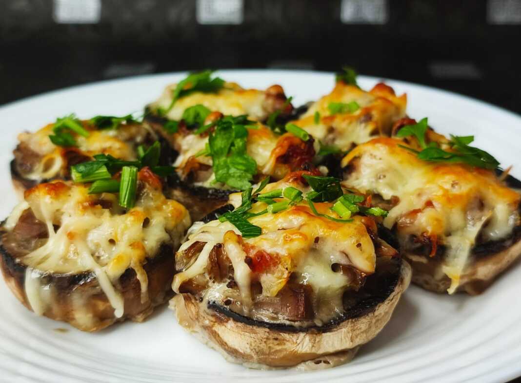 Μανιτάρια γεμιστά στο φούρνο