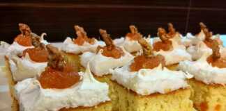 Κέικ κολοκύθας ή μήλου με σαντιγί