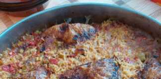 Μπουτάκια κοτόπουλου με ρύζι και πράσο Μπουτάκια κοτόπουλου με ρύζι και πράσο