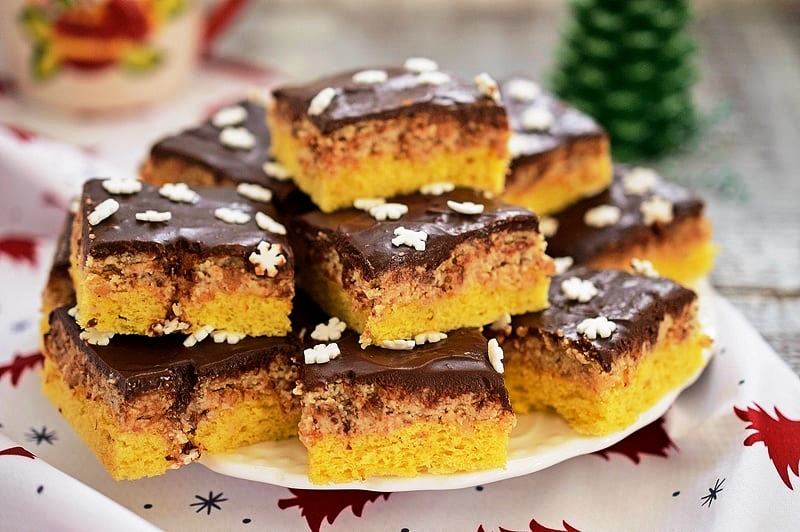 kremaKaridiouSokolatas Κέικ κρέμας καρυδιού και σοκολάτας