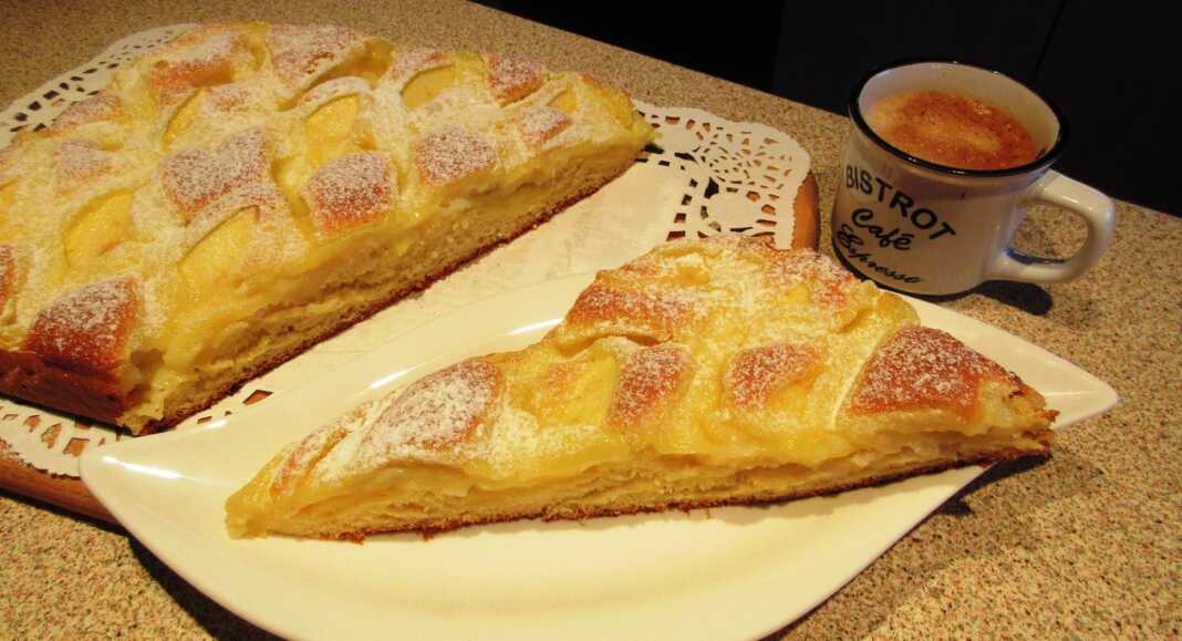 Mηλόπιτα με κρέμα