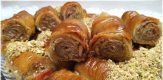 Σπιτικά μπακλαβαδάκια με καρύδια...