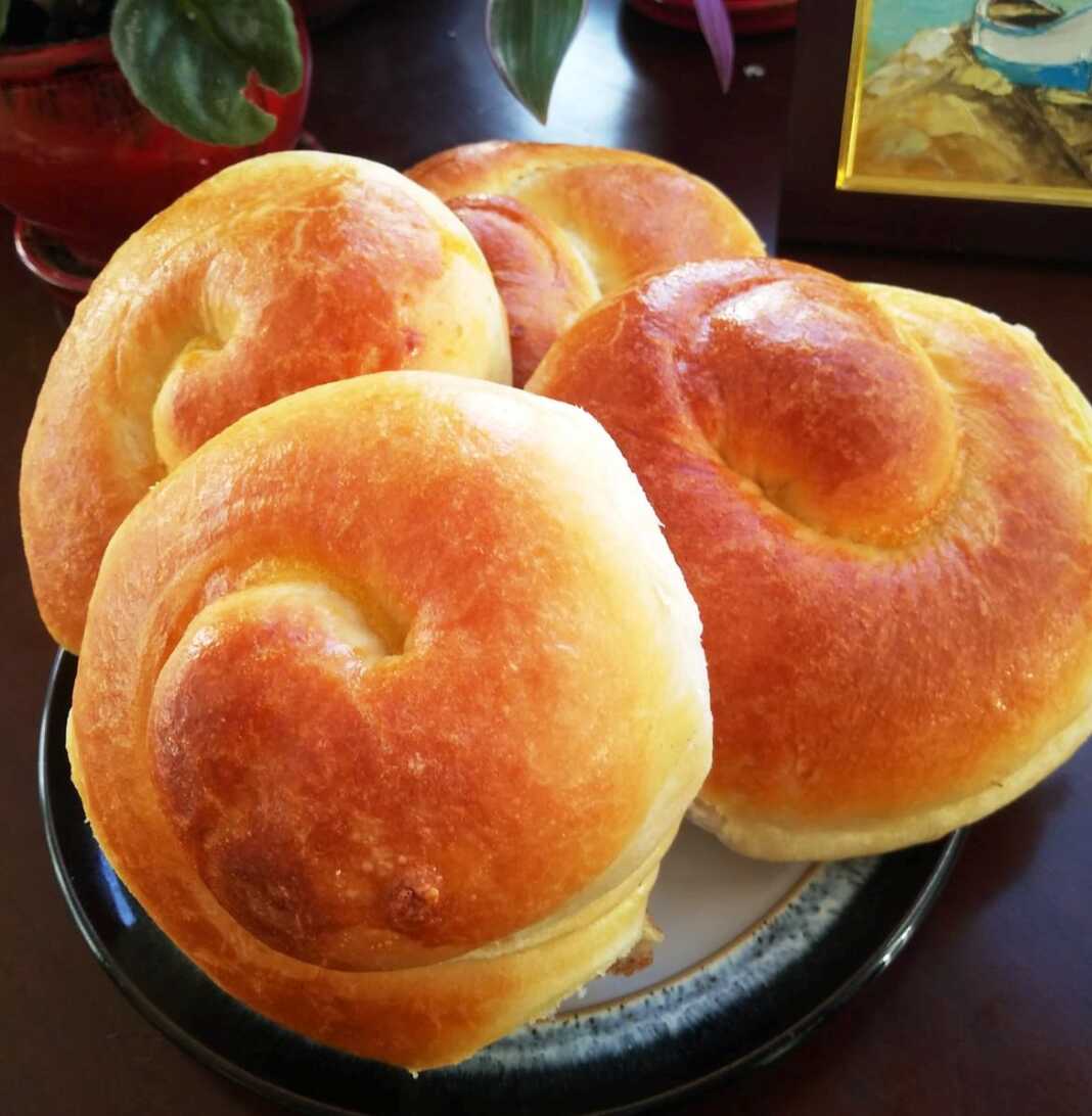 Ρολάκια με κίτρινο τυρί και φέτα