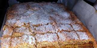 Κέικ με μαρμελάδα και καρύδια