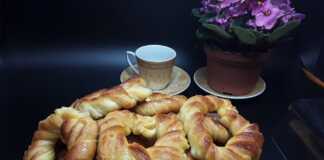 Kουλούρια σε σιρόπι