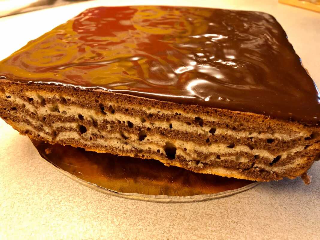 Κέικ γιαουρτιού με σοκολάτα