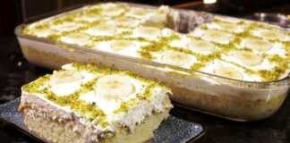 Κέικ με κρέμα μπανάνας με καρύδια