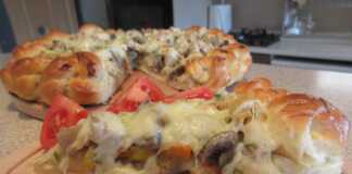 Κοτόπιτα με τυρί και μανιτάρια