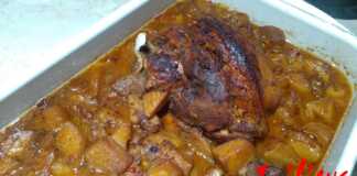 χοιρινό κότσι με κρεμμύδια και πατάτες φούρνου