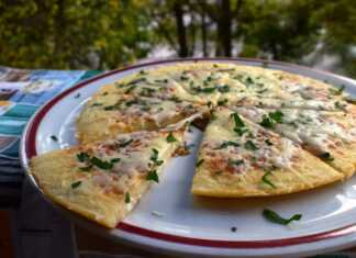 Πρωινό με τυρί και κίτρινο τυρί