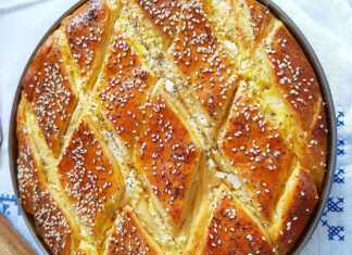 Τυρόπιτα που μυρίζει φρέσκο βούτυρο