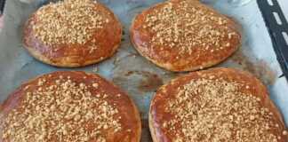 Πίτες Γεμιστές με καρύδι