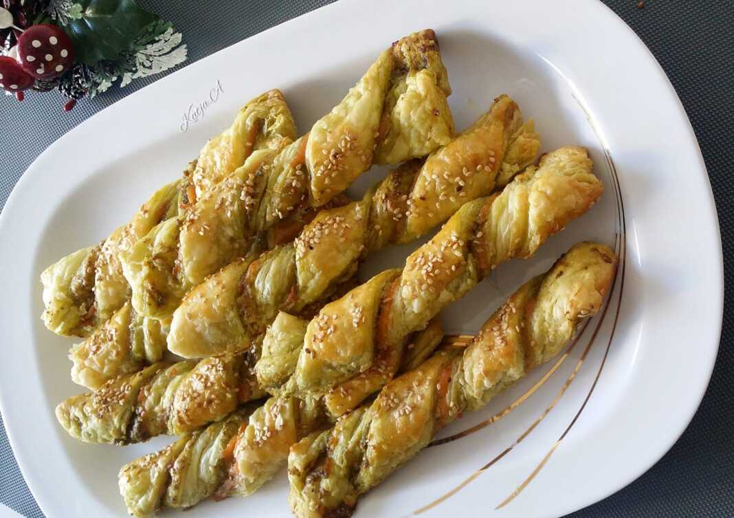 Σφολιατίνια με πέστο και προσούτο