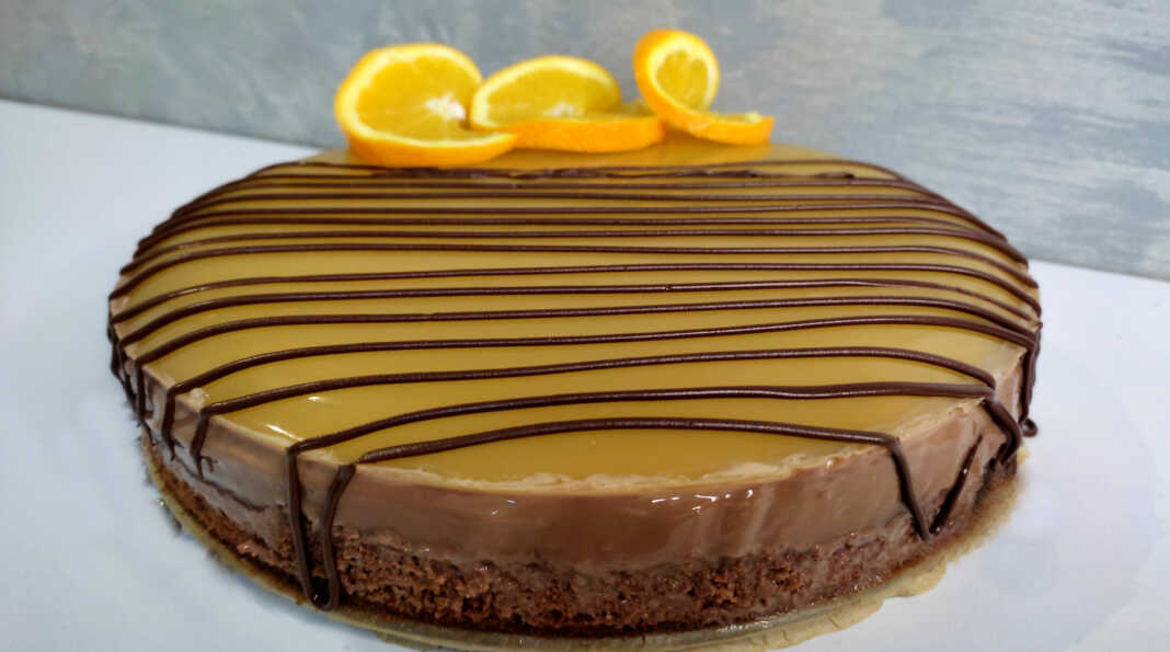 Τούρτα Σοκολάτα με πορτοκάλι