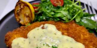 Σνίτσελ κοτόπουλου με σάλτσα εστραγκον