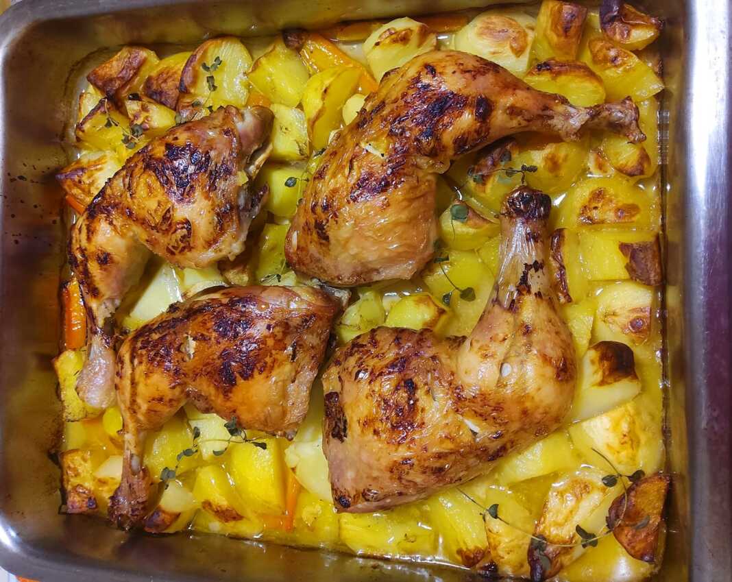 kotopouloPatatesN Ψητά μπουτάκια κοτόπουλου με πατάτες