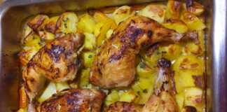 Ψητά μπουτάκια κοτόπουλου με πατάτες