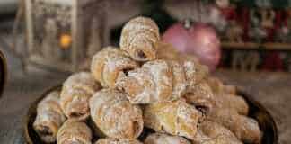 Κρουασανακια με μαρμελάδα καρύδι