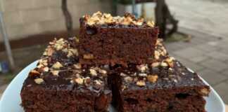 Κέικ με μαρμελάδα και σοκολάτα