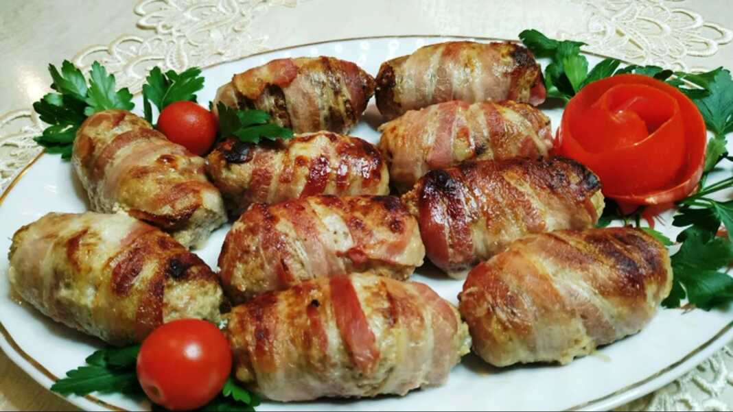 Ρολάκια κιμά με γραβιέρα και μπέικον