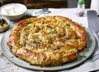 Στριφτή Σπανακοτυρόπιτα