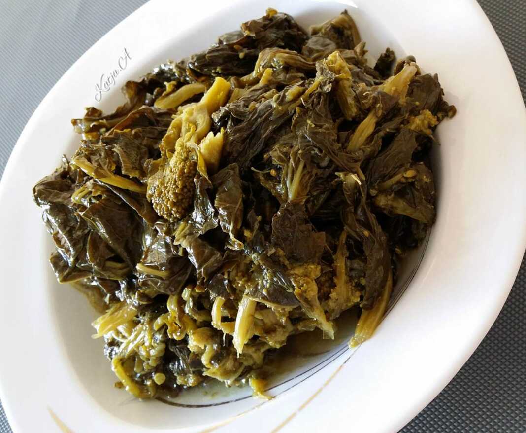 Σαλάτα με διάφορα βραστά χόρτα