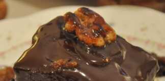 Καρυδόπιτα με σοκολάτα