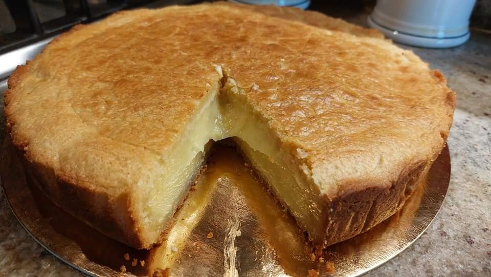 KeikKremaLemoni Κέικ με κρέμα λεμόνι