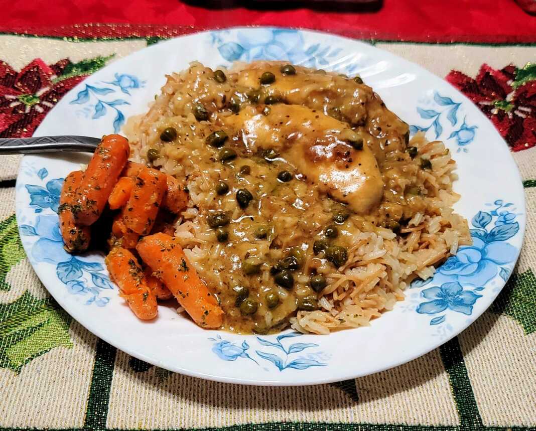 Κοτόπουλο με λεμονάτη σάλτσα και κάπαρη