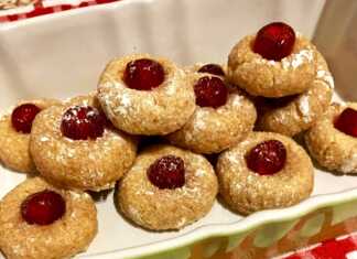 Φοντάν Αμυγδαλόπαστας με κερασάκι