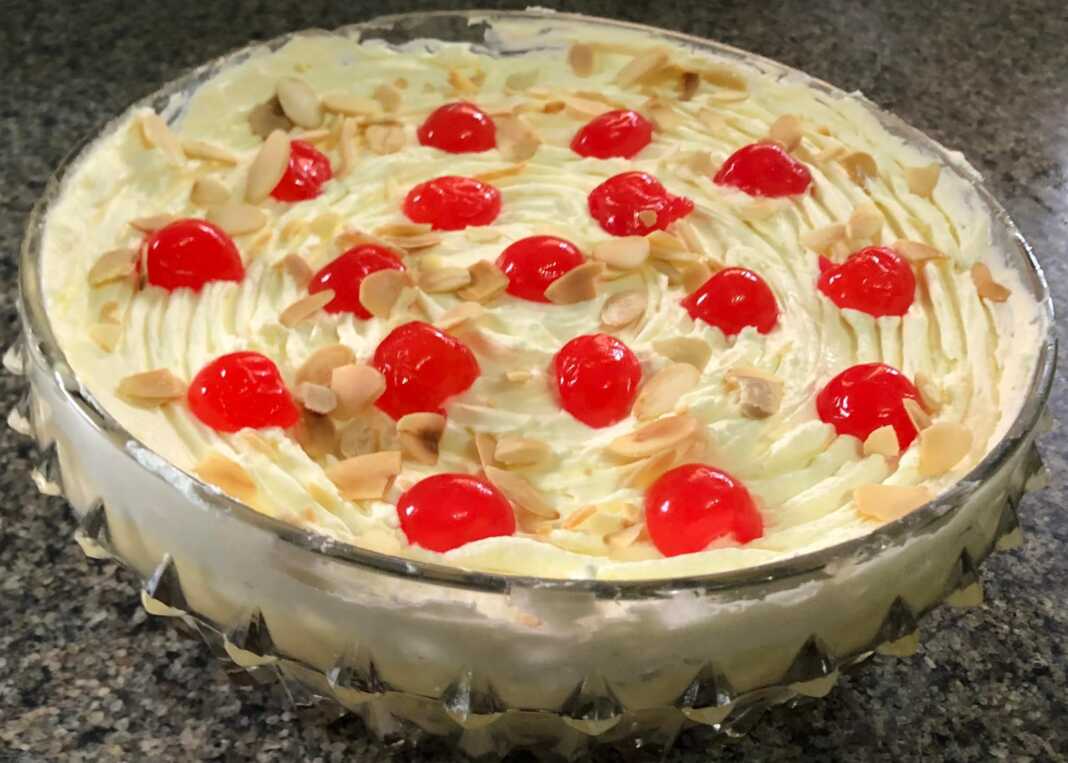 krem anglaise1 Γλύκο με κρέμα Anglaise