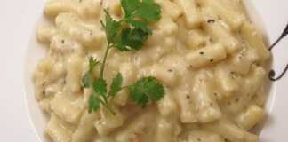 Μακαρόνια με Κρεμώδες σάλτσα τυριού