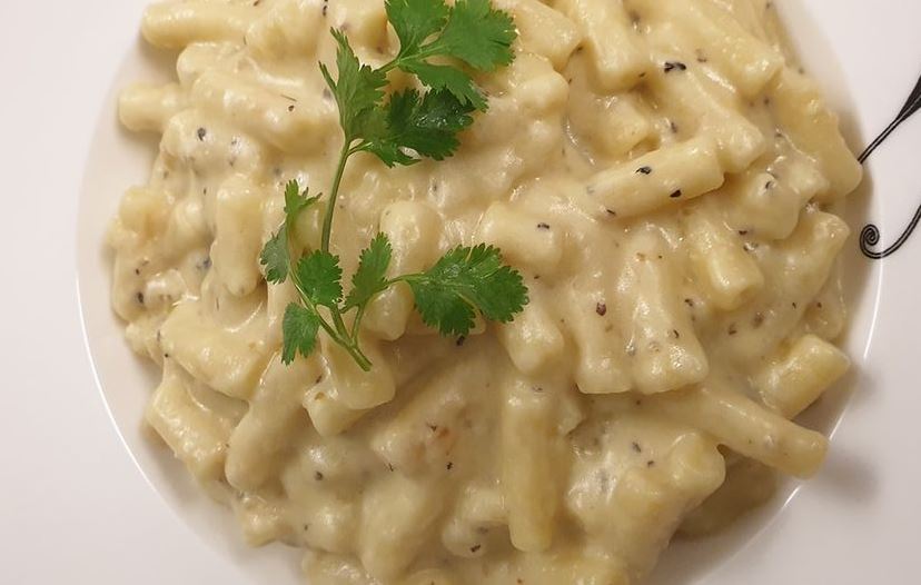 macaroniCheesee Μακαρόνια με Κρεμώδες σάλτσα τυριού