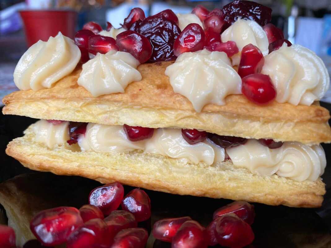 Μιλφειγ με κρέμα πατισιερι