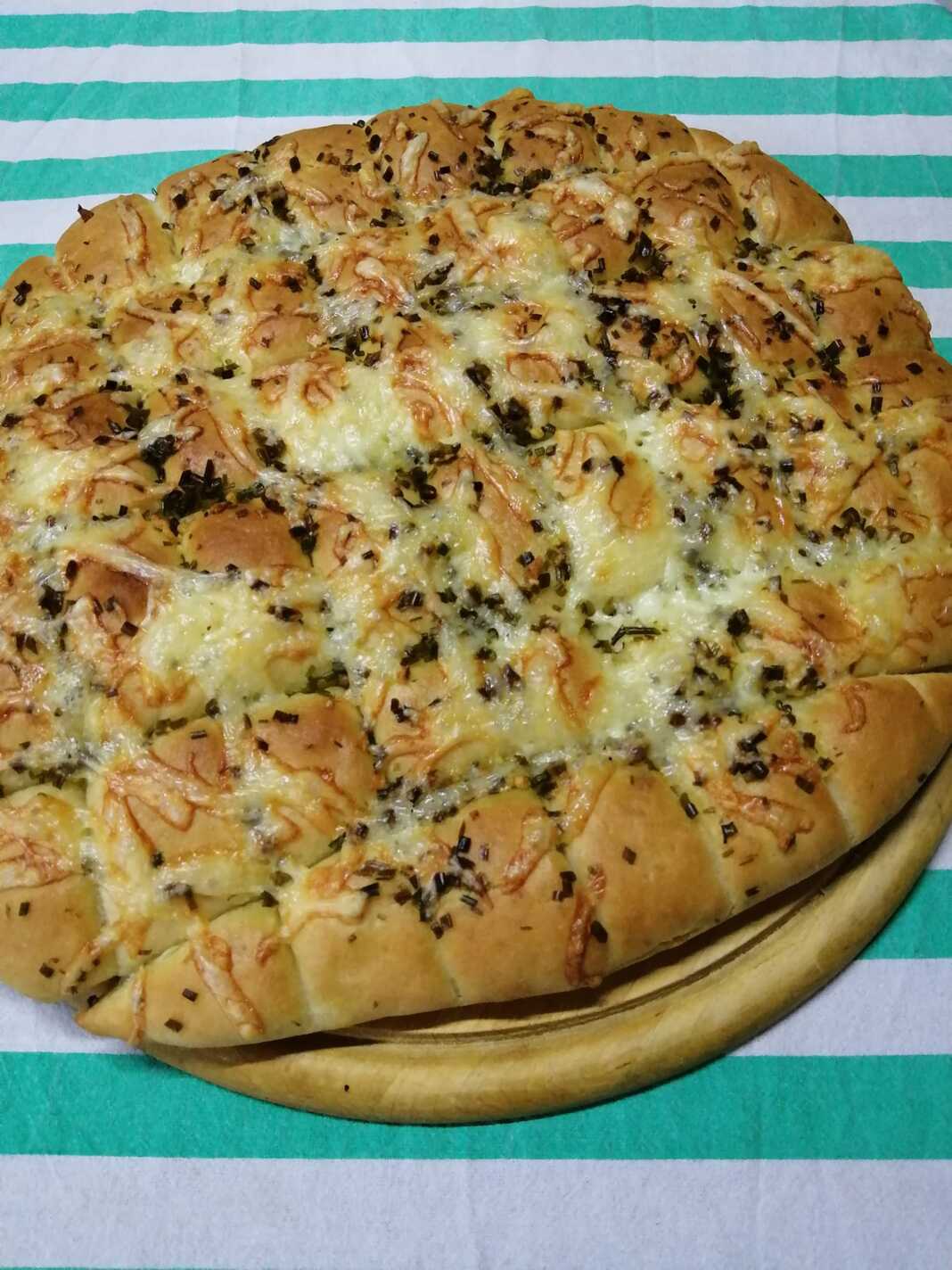 Σκορδόψωμο