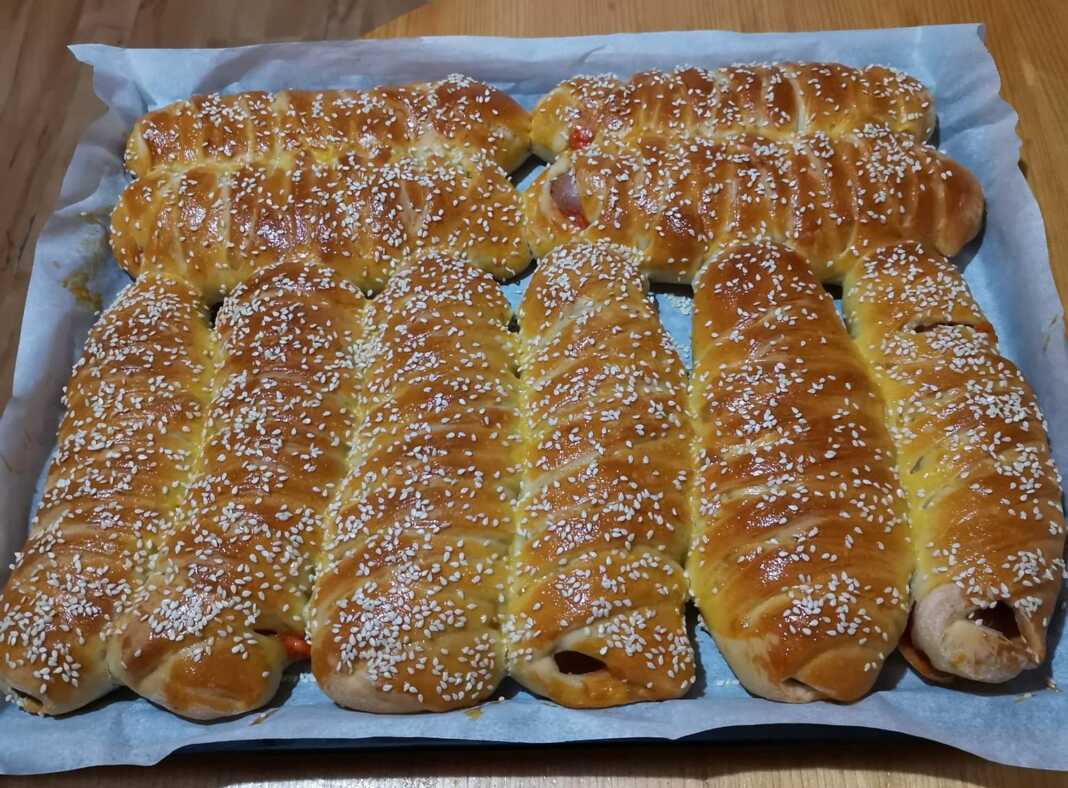 Σπιτικά hotdogs